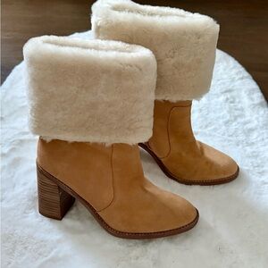 Chic Tan Suede Heeled Boots with Shearling Cuff